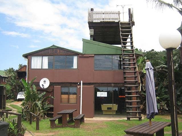 Vulamanzi: Main 8 sleeper cabin - has 3  seperate bedrooms, 1 double  bed, 6 singles, ensuite
